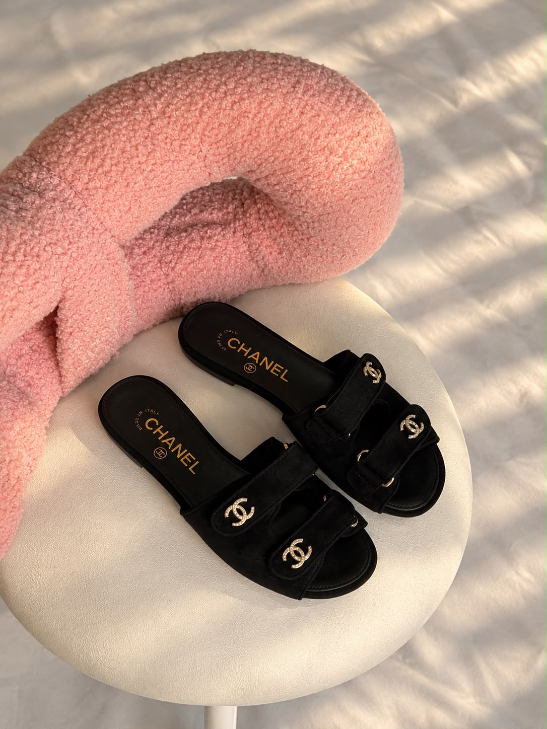 CHANEL Double CC Logo Flat Sandals