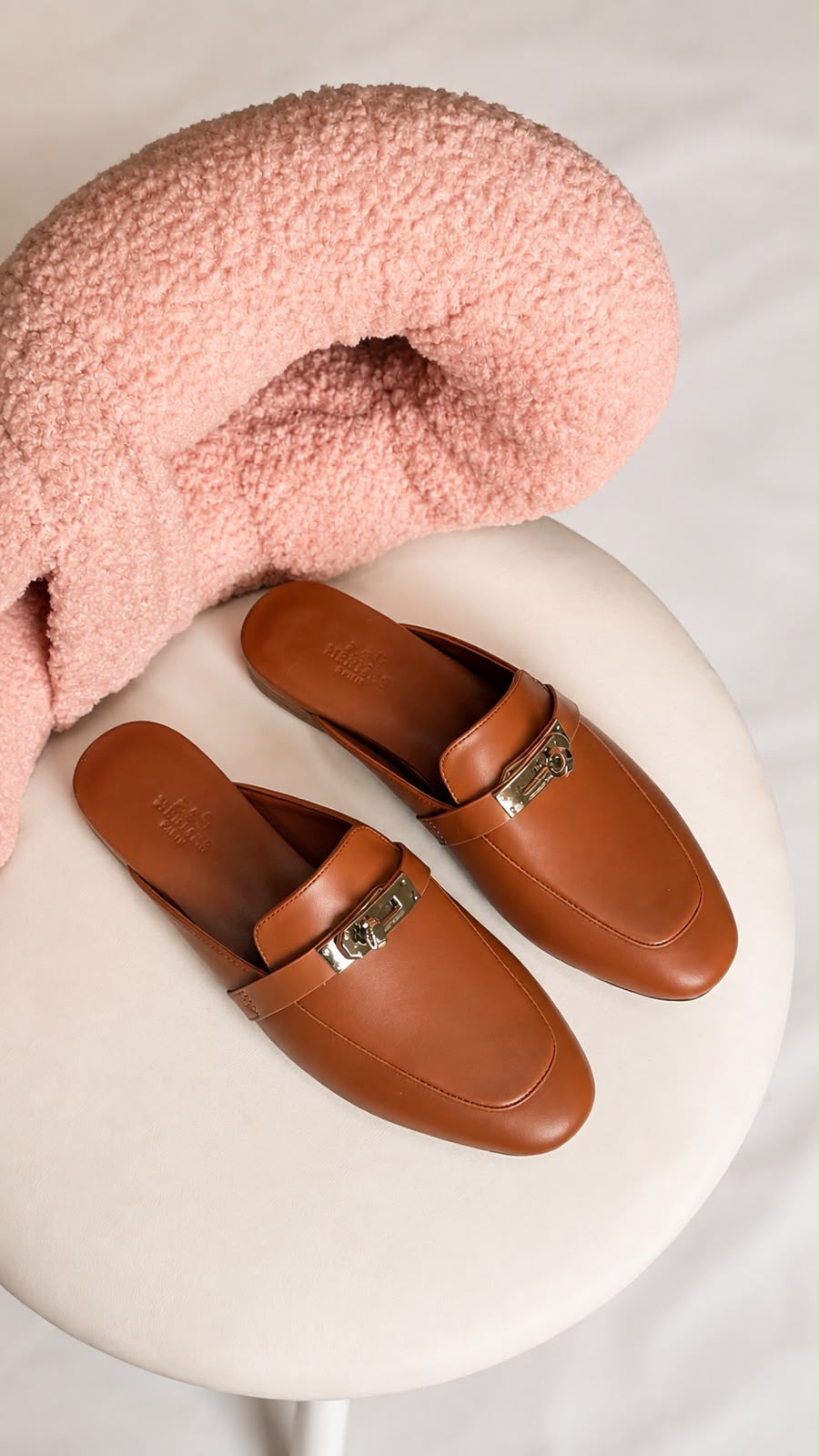 Hermès Oran-Style Leather Mules